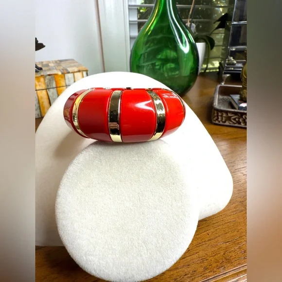 Chunky Red Plastic Stretch Bracelet- Wide Goldtone Stripes-Bold Retro Statement - Picture 2 of 6